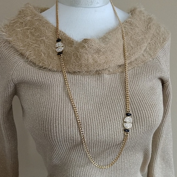 NEW Event Sweater Top Off Shoulder Frayed Furry collar Pullover NY Collection S - Picture 3 of 9